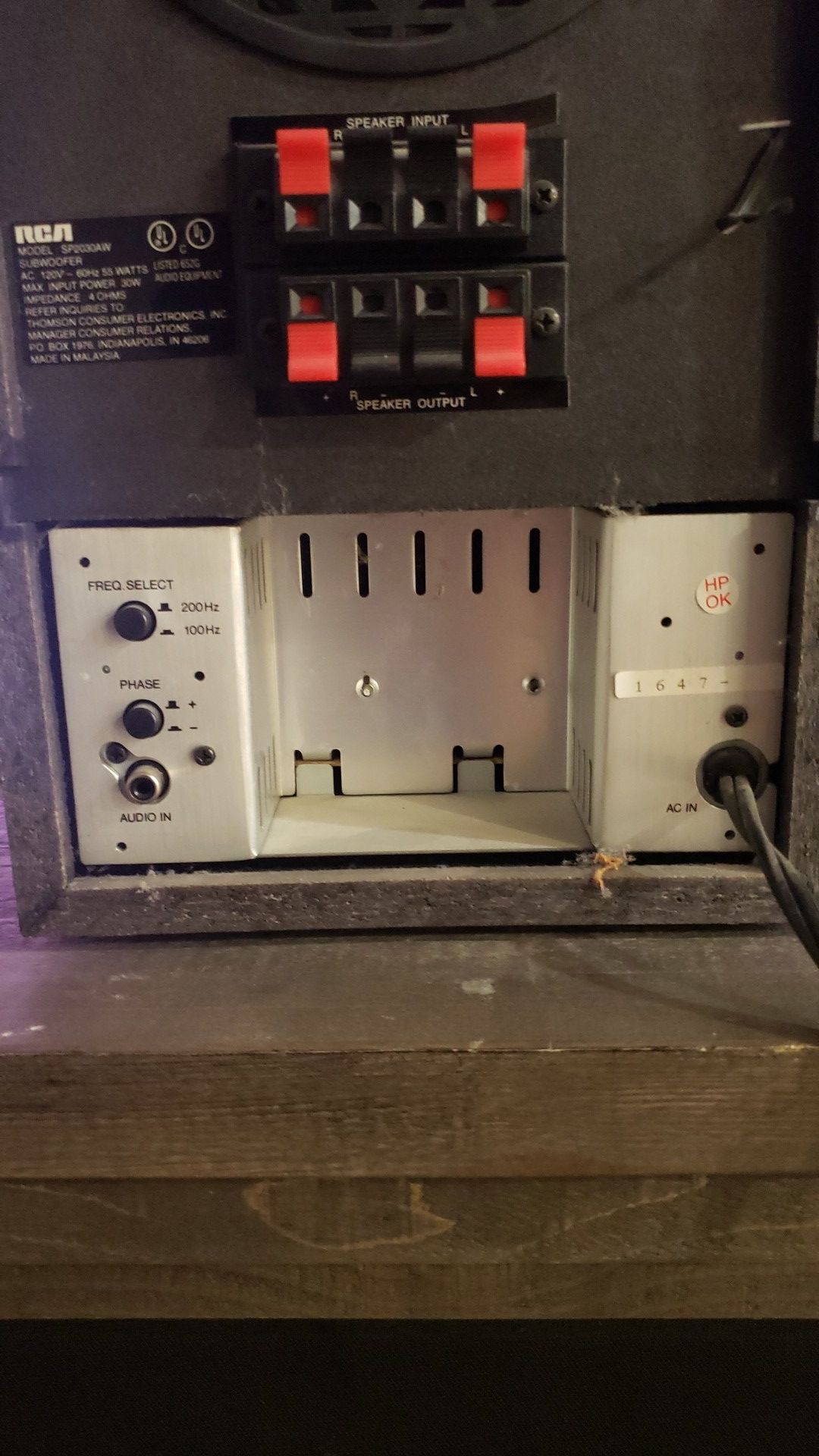 Speakers surround sound