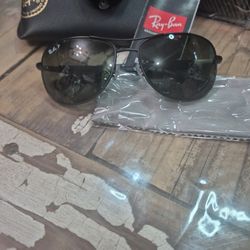 Ray-Ban