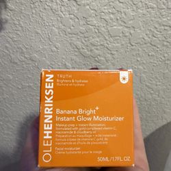 OLEHENRIKSEN BANANA BRIGHT INSTANT GLOW MOISTURIZER 