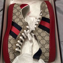 Authentic Gucci Men sneakers 