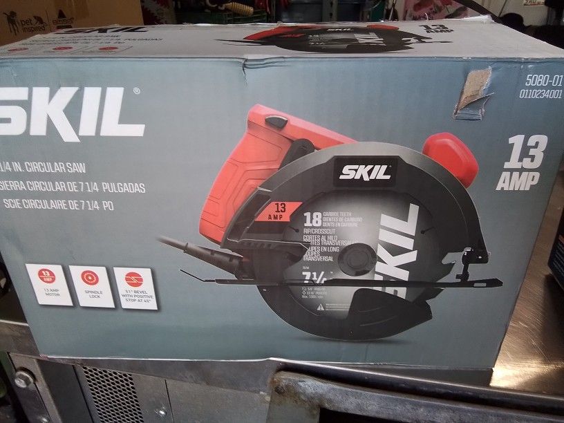 Skilsaw Circular Saw