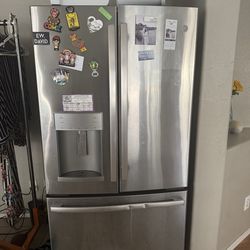 GE Refrigerator