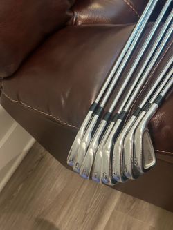 *Titleist 690.CB  3-PW $249 OBO