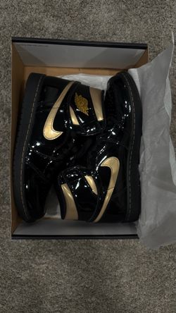 air jordan ones black and gold metallic