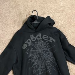 black spider hoodie size medium 