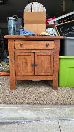 Oak night stand