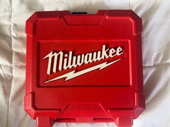 Milwaukee General-Purpose Hole Saw Kit