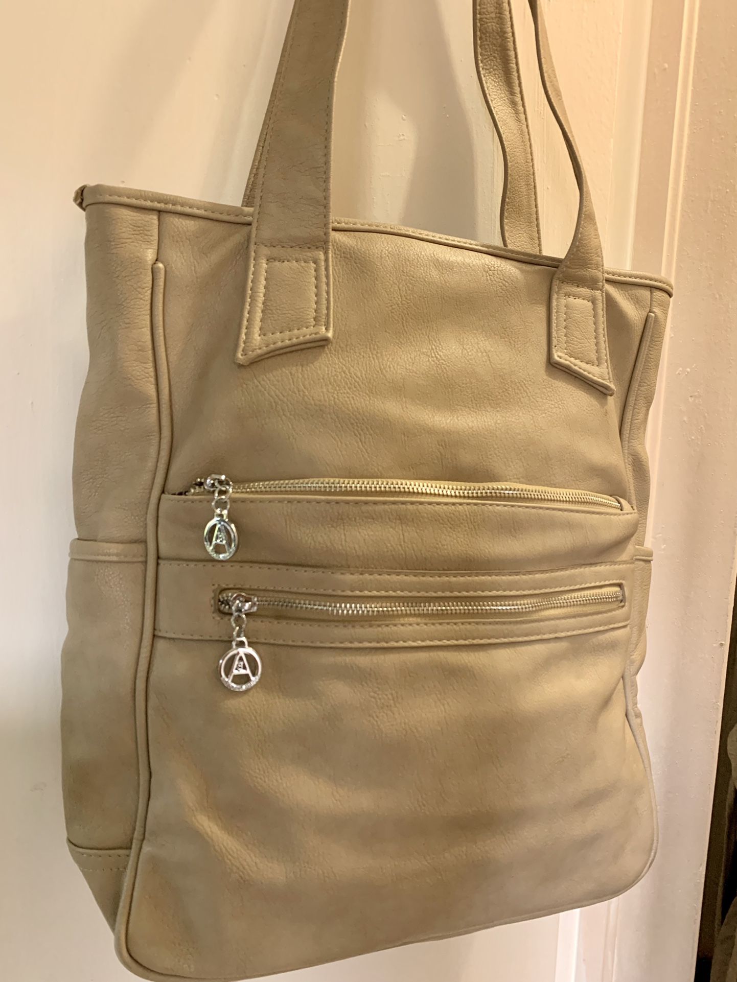 Andolina Bianca, Tan, Shoulder Bag