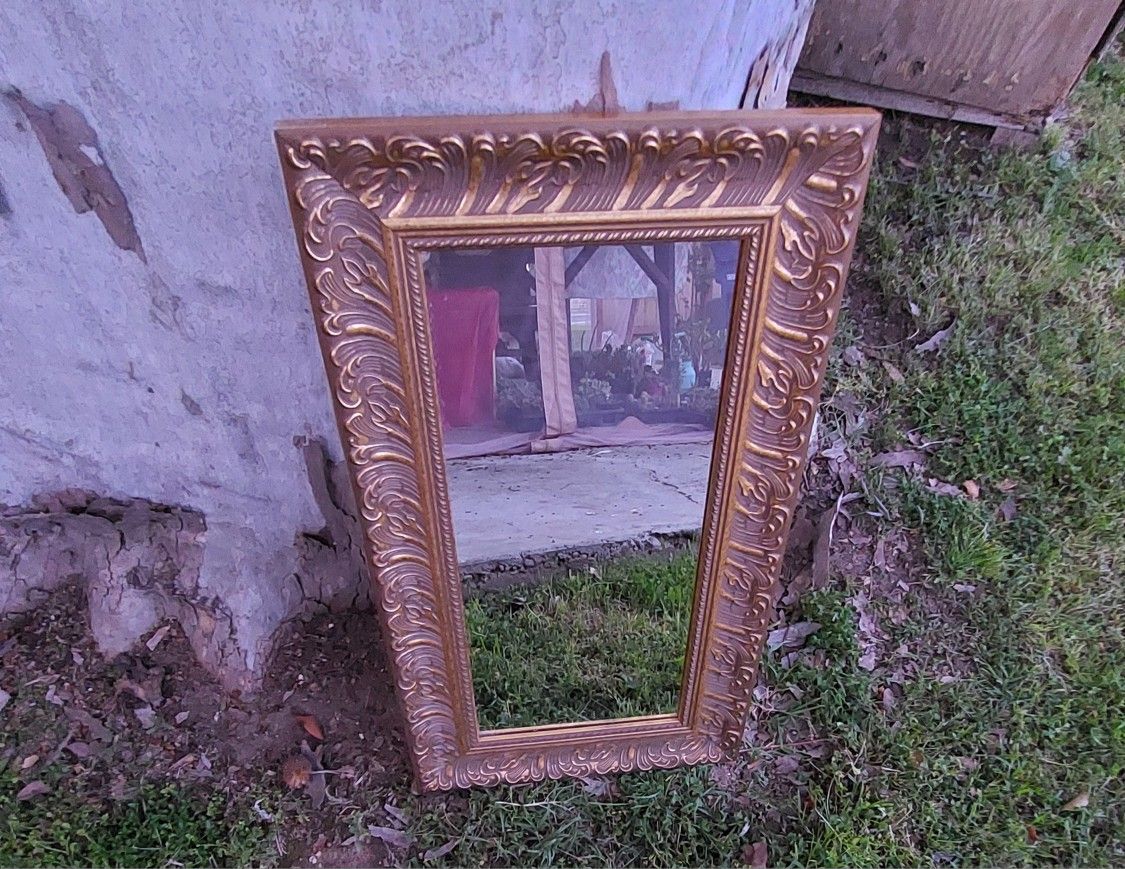 Home Interiors Mirror