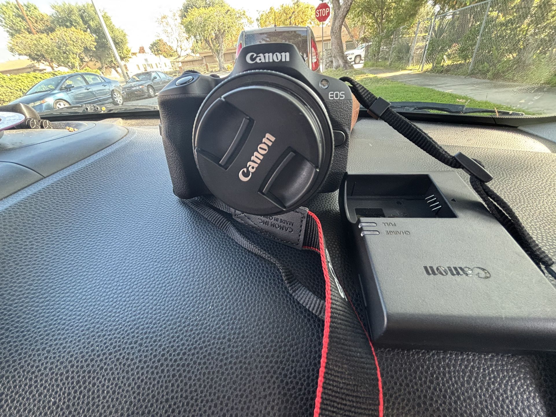 Canon Mirrorless 4k Camera Like New