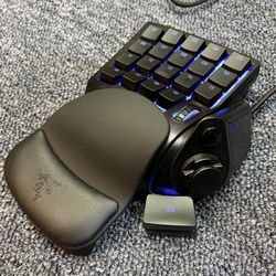 Razer Tartarus V2 Gaming Keyboard! Customizable RGB! Programable! 