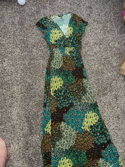 Green And Yellow Maxi Dress Stretchy Size 1xL Also One Size Fits All