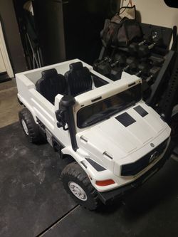 Power Wheels 24V Jeep
