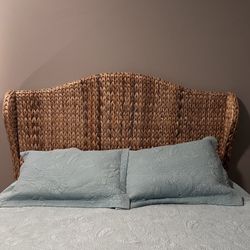 Queen Woven Seagrass Headboard 