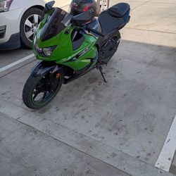 2012 Ninja 300 