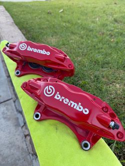 2008 Subaru STI front Brembo calibers
