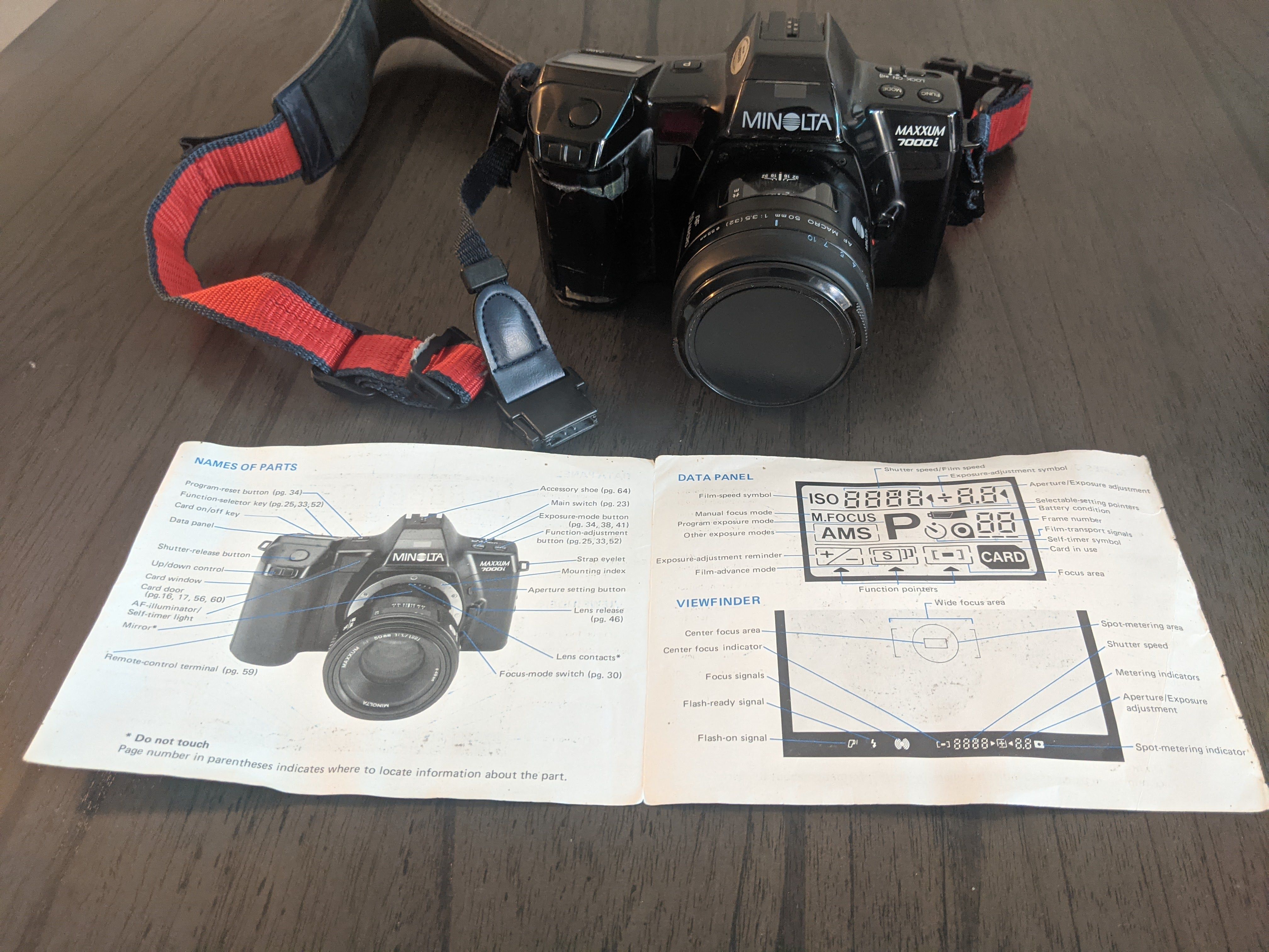 35mm SLR Film Camera Minolta Maxxum 7000i