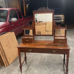 Vintage Antique Vanity 
