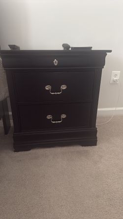 Night stand $50