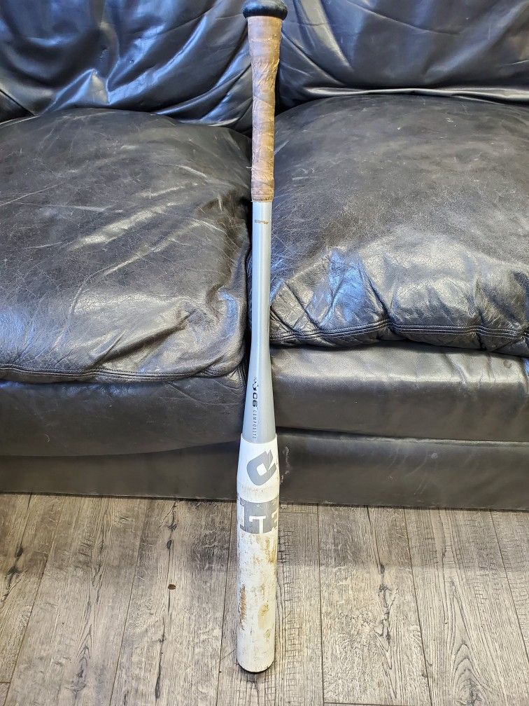 Demarini White Steel Composite WHI12 34”/28oz Softball Bat