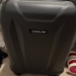 New Carry On Black Luggage 4 wheels high quality and durable  Overflow With Side Lock