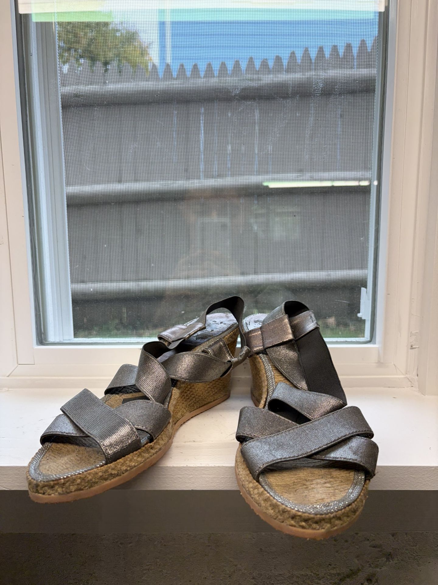 Women’s Sandals – Size 6.5 (New Full Sole)