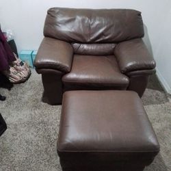 Oversized Brown Leather Chair And Chase