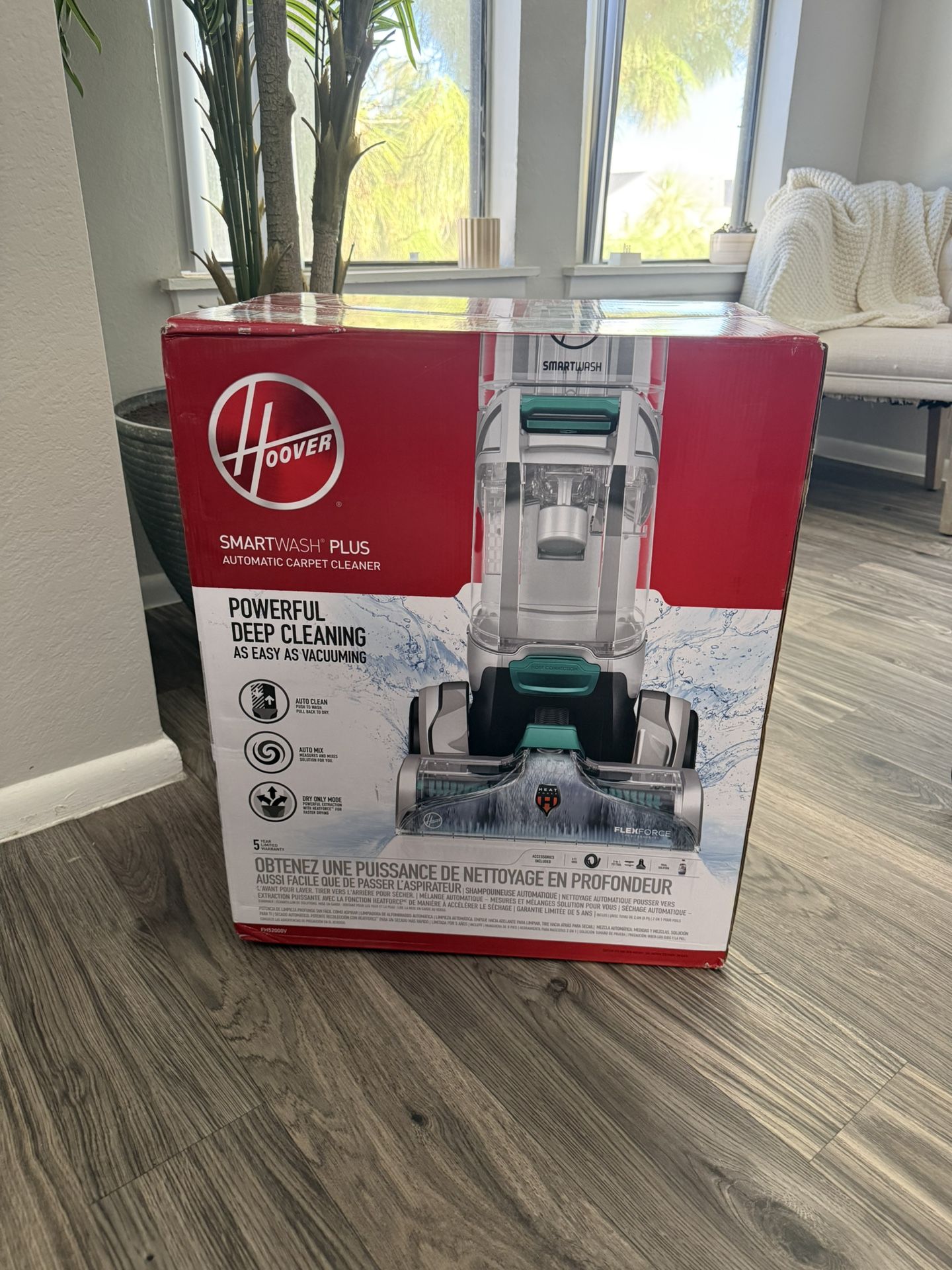 Brand New Hoover Smartwash Carpet Cleaner
