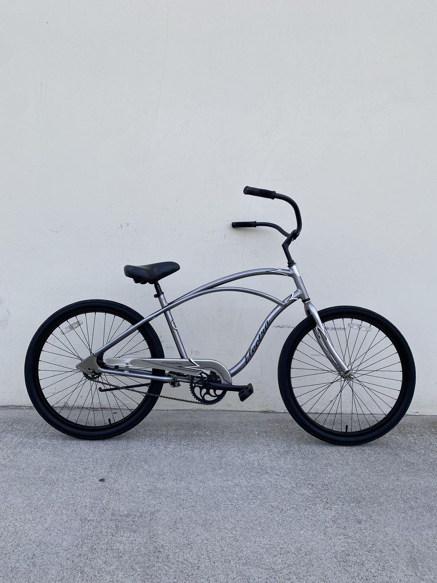 ELECTRA BEACH CRUISER BIKE