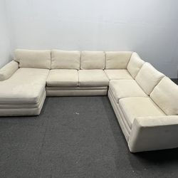 Off white/ Cream Fabric 3 piece Sectional / Left-arm Facing Chaise. We deliver & set up.