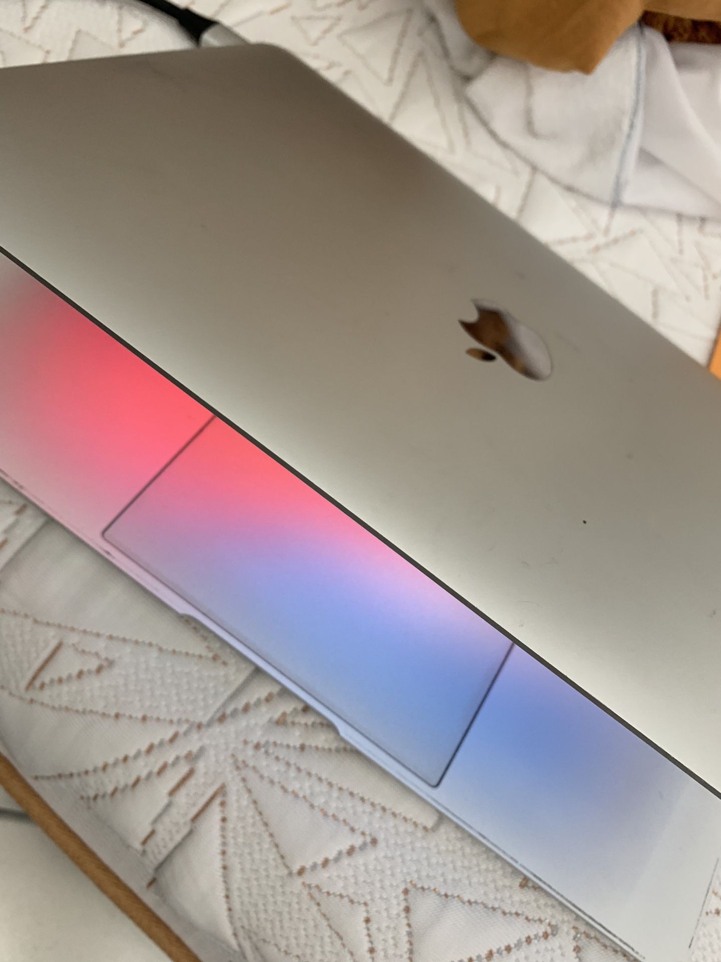 iMacs Macs iPads Summer Sale $199-$1999