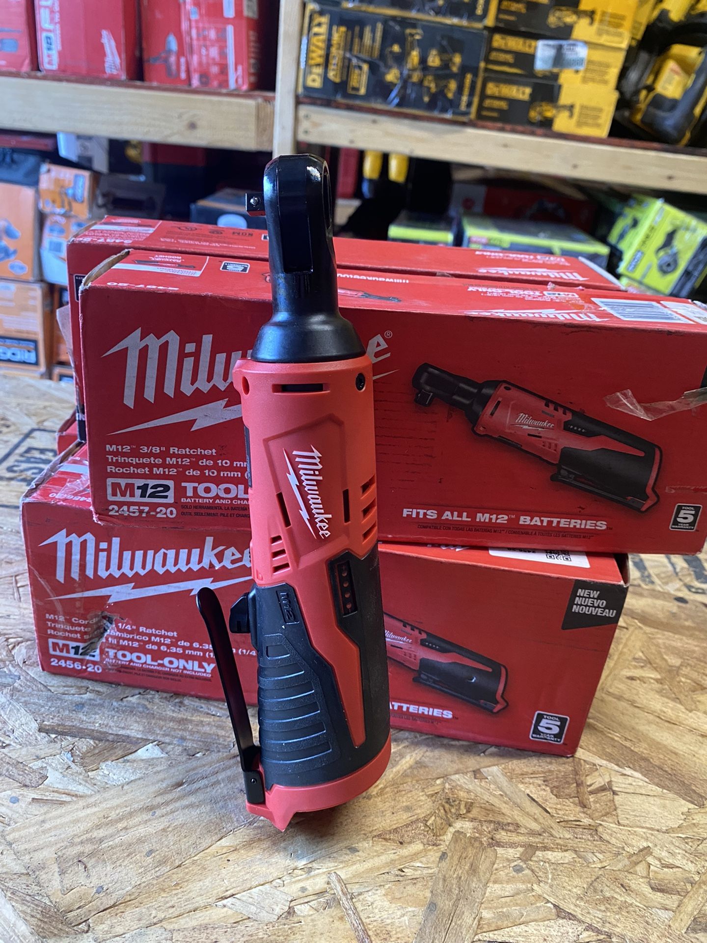Milwaukee M12 12-Volt Lithium-Ion Cordless 1/4 in. Ratchet (Tool-Only)