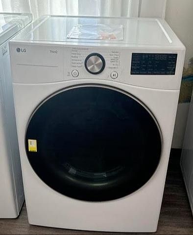 LG Electric Dryer NEW OPEN BOX CLOSEOUT $275