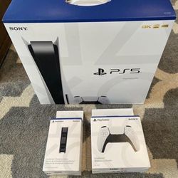 P$5 CONSOLE + CONTROLLERS GAME 
