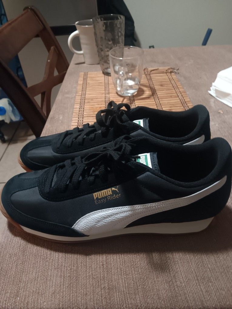 Puma Easy Rider Mens Size 13 15$ BRAND NEW