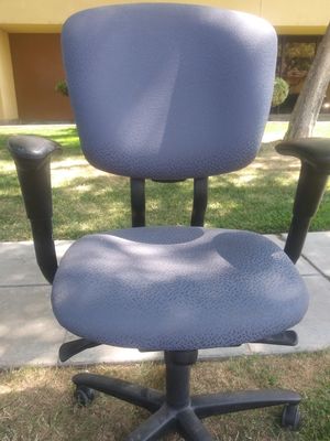 New And Used Office Chairs For In Fresno Ca Offerup Very Nice N Strong Office Chair For In Fresno Ca