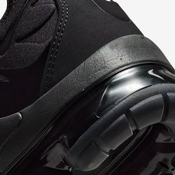 Nike Vapor max size 10 mens new shoes