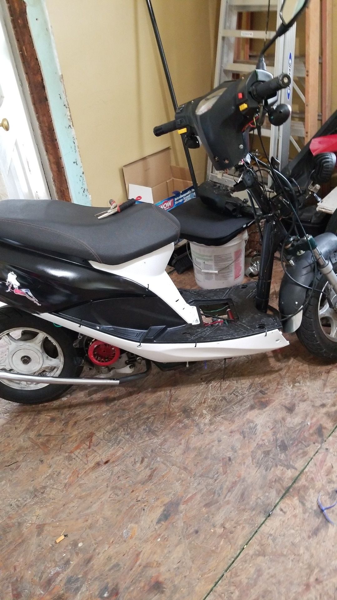 Fast 50cc moped
