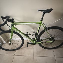 Road bike 56cm