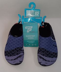New size 12 kids barefoot water beach shoes $5 FIRM