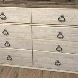 Bedroom Dresser 