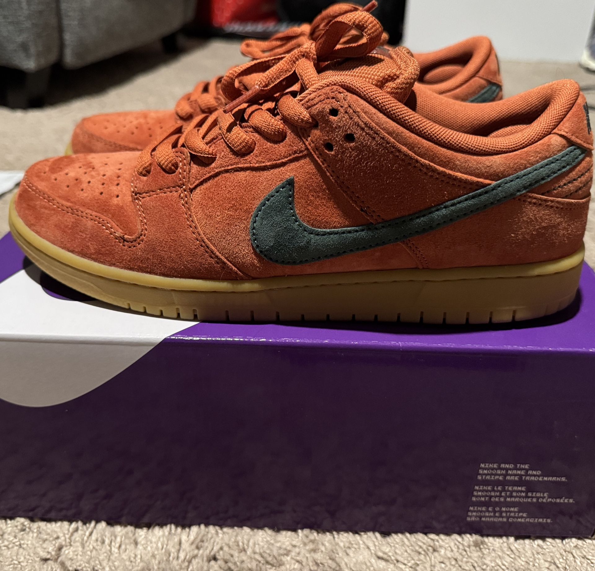 Nike SB Dunk Burnt sunrise/ vintage green Sz