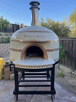 Brand New 40” Neapolitan Pizza Oven