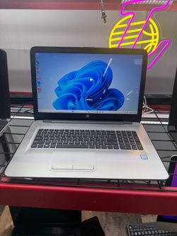 Hp laptop i3 8gb ram. 17”