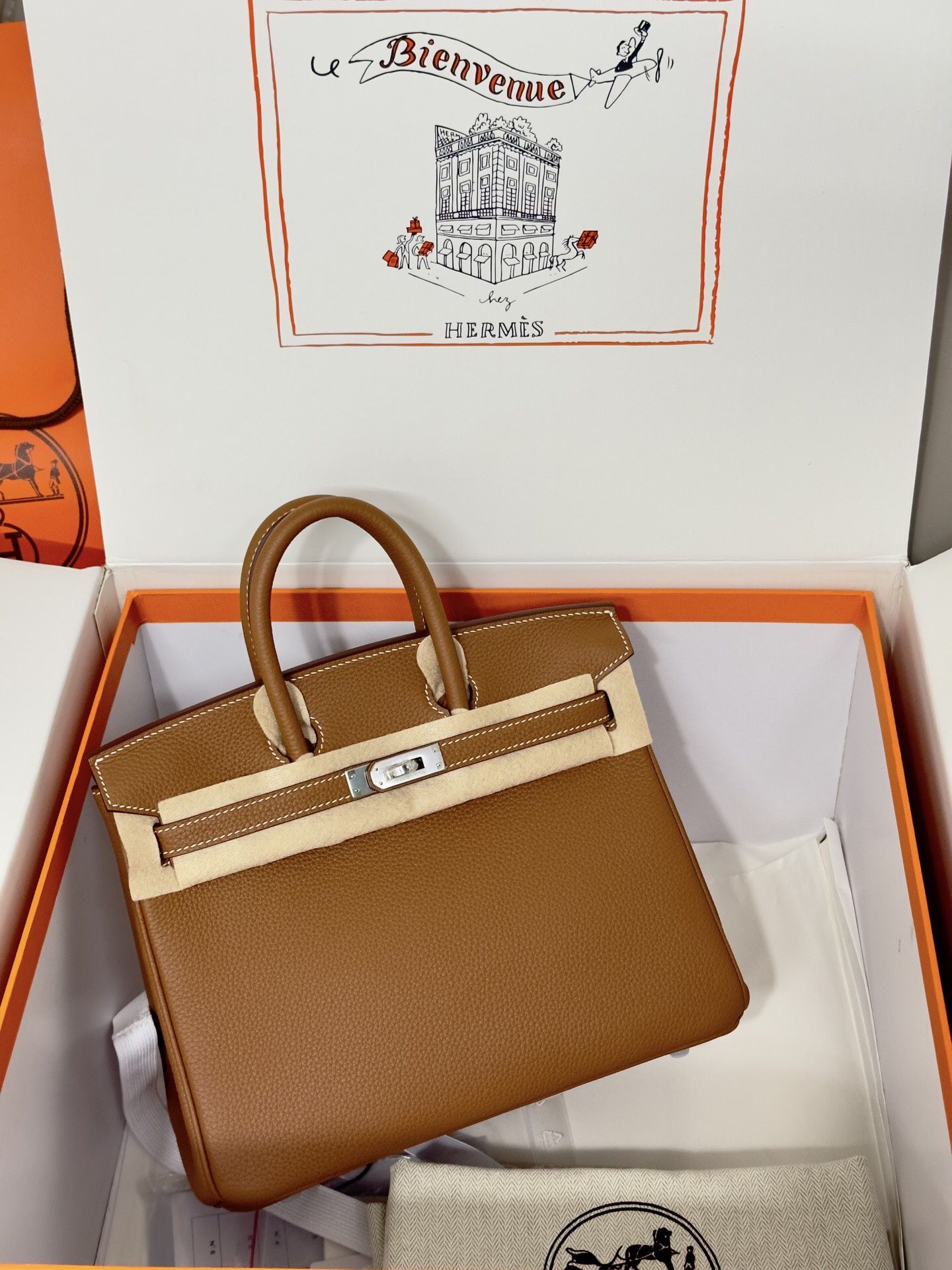 Fashionable Handbags