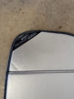 99-2006 Cover craft UVS100 Custom-Fit Windshield Sunshade