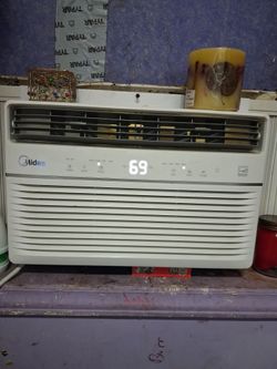 Tengo un aire de venttana marca midea tiene. Poco uso esta semi nuevo