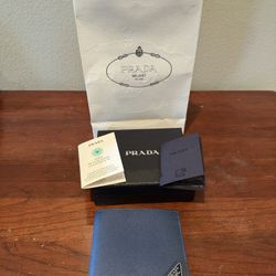Prada Men’s Wallet 