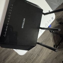  NETGEAR Nighthawk MESH Router Wi-Fi 