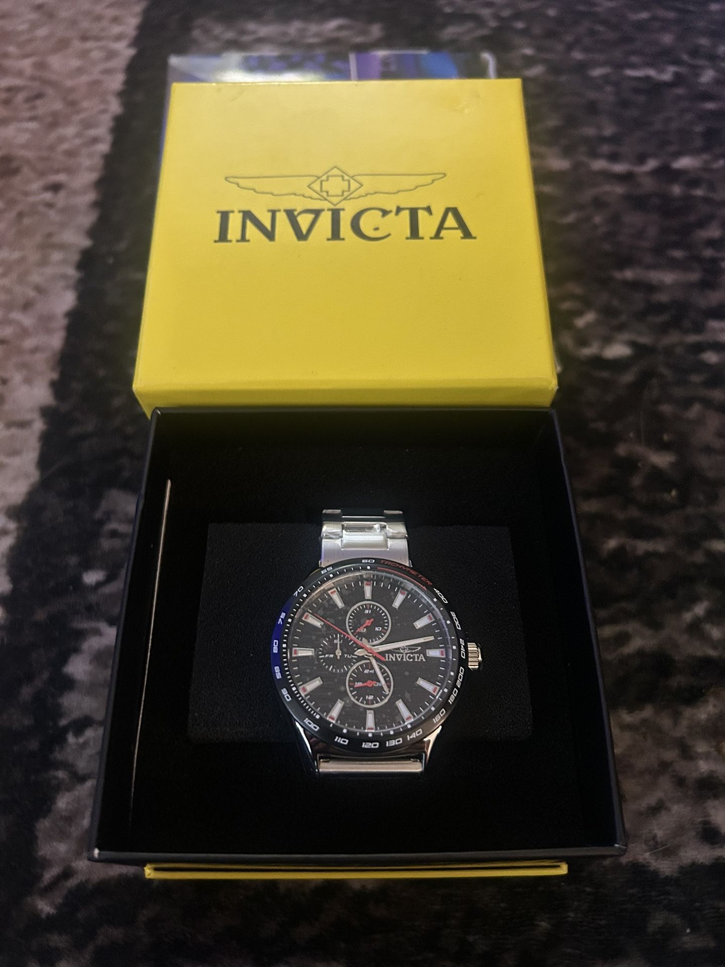 ⌚ Invicta Men’s Chronograph Stainless Steel Watch – With Box ⌚